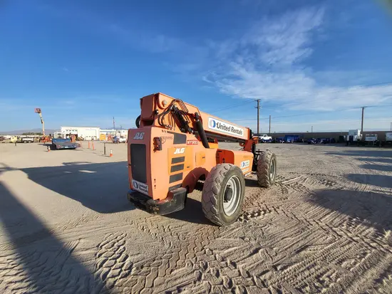 2016 SKYTRAK 6042 Forklift
