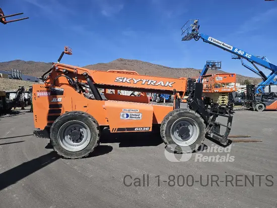 2018 SKYTRAK 6036 Forklift