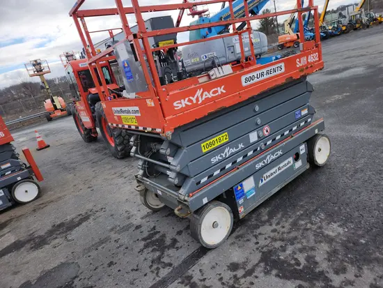 2018 Skyjack SJIII4632 Scissor Lift