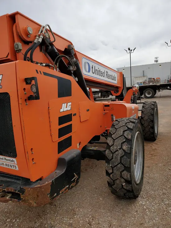 2018 SKYTRAK 8042 Forklift