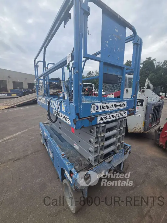 2018 Genie GS-3246 Scissor Lift