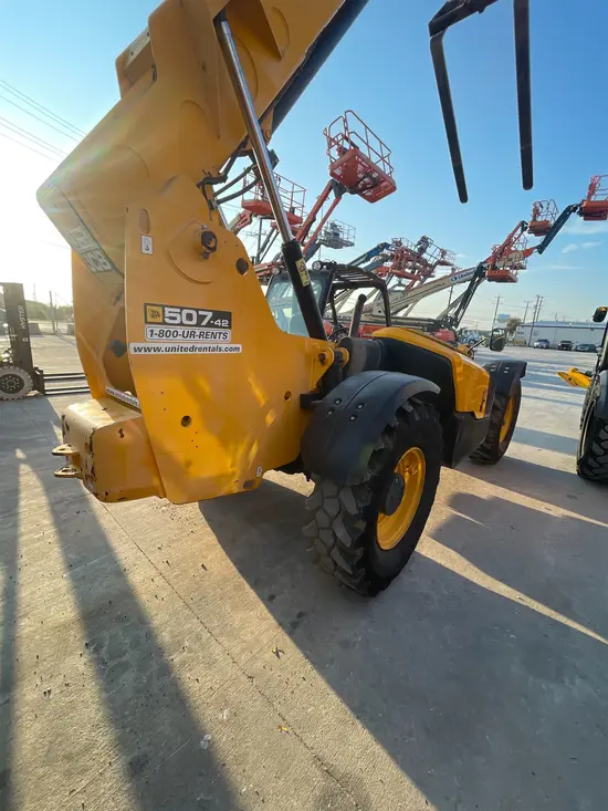 2017 JCB 507-42 Forklift