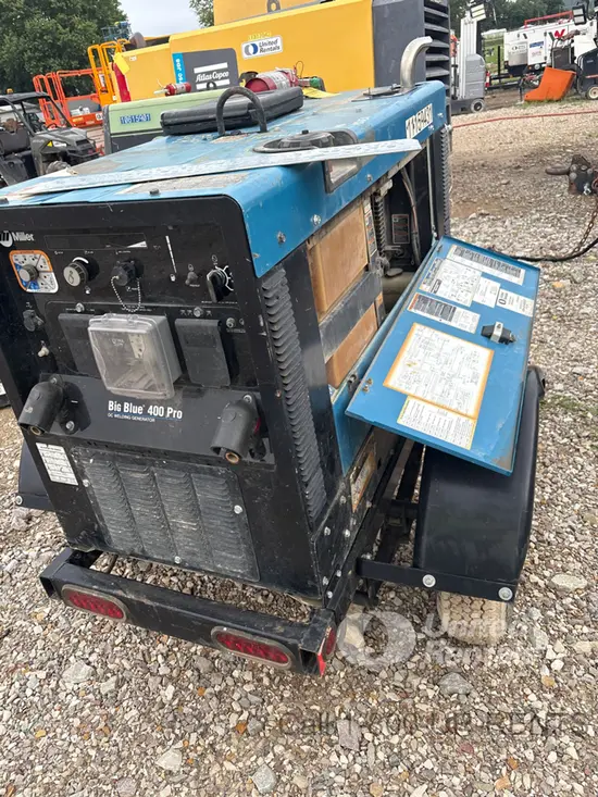 2021 Miller Welders BIG BLUE 400PRO Welder