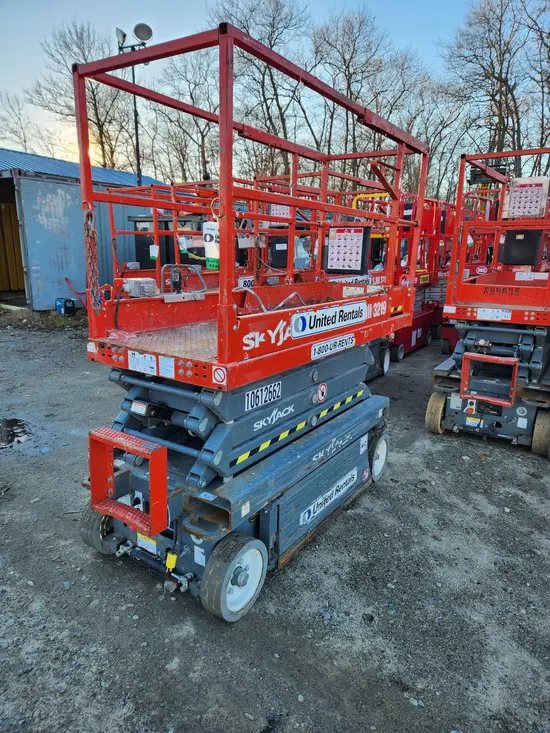 2017 Skyjack SJIII3219 Scissor Lift