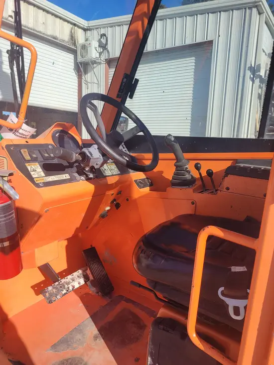 2016 SKYTRAK 6042 Forklift