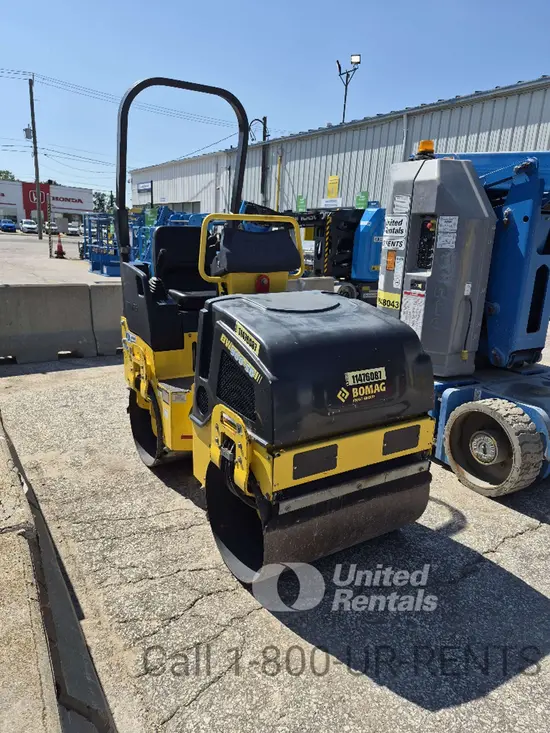 2022 BOMAG BW900-50 Double Drum Roller