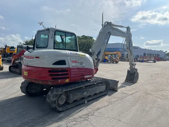2021 Takeuchi TB290C Mini Excavator