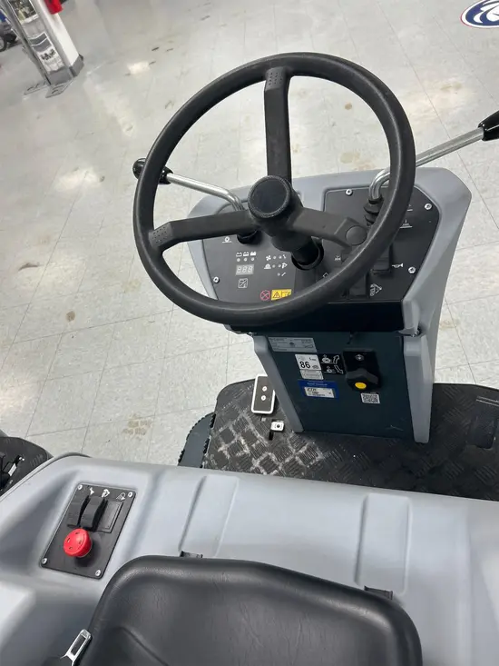 2022 Clarke SW4000 49 Sweeper