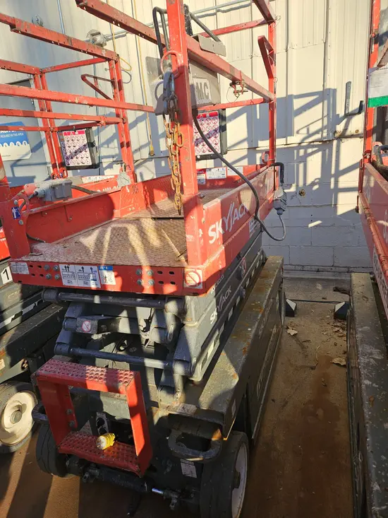 2018 Skyjack SJIII3219 Scissor Lift