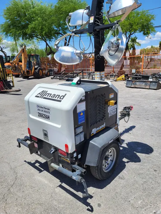 2018 Allmand NL-V Portable Work Light