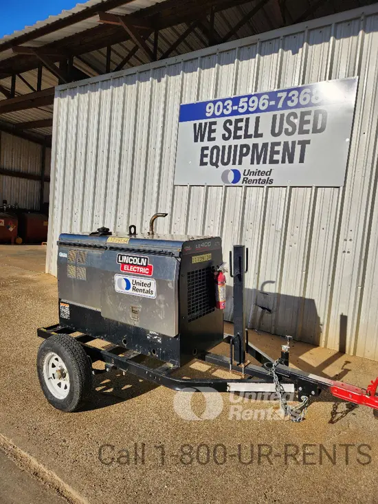 2023 Lincoln Electric LE400 Welder
