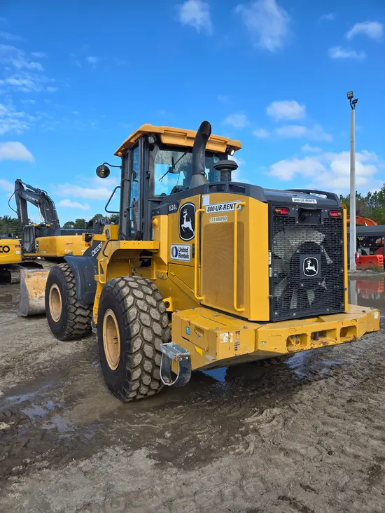 2021 John Deere 624L Wheel Loader