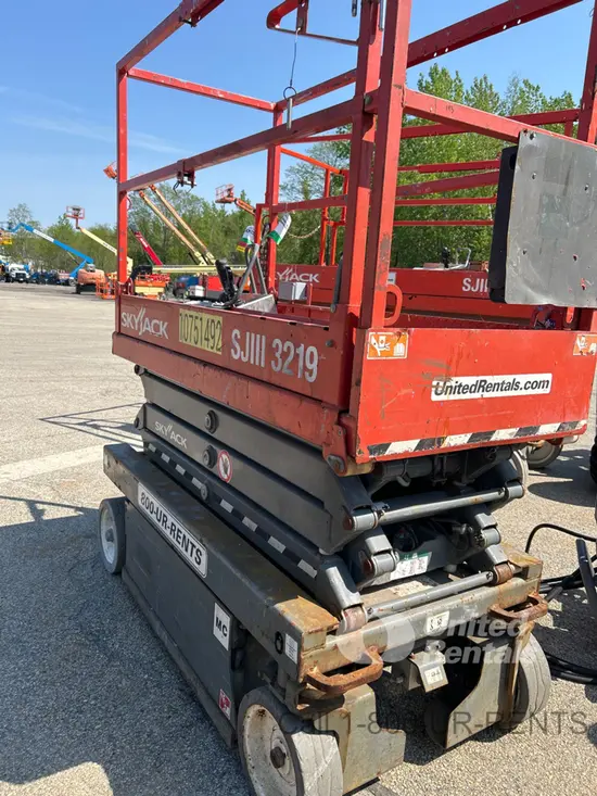 2018 Skyjack SJIII3219 Scissor Lift
