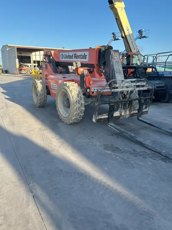 2016 SKYTRAK 8042 Forklift
