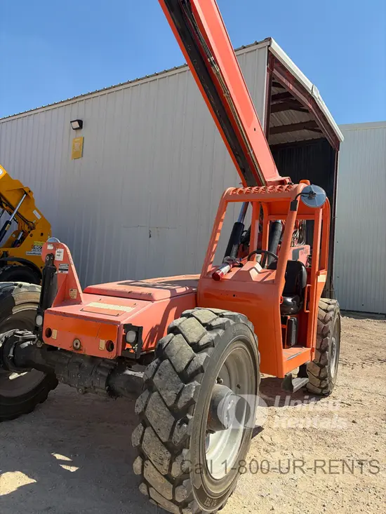 2016 SKYTRAK 8042 Forklift