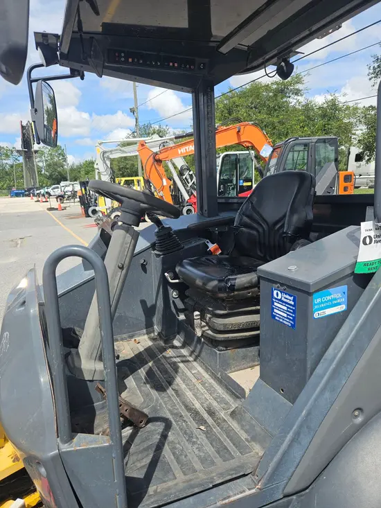 2019 John Deere 204L Wheel Loader