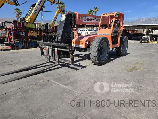 2016 SKYTRAK 6042 Forklift