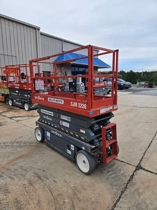 2018 Skyjack SJIII3226 Scissor Lift