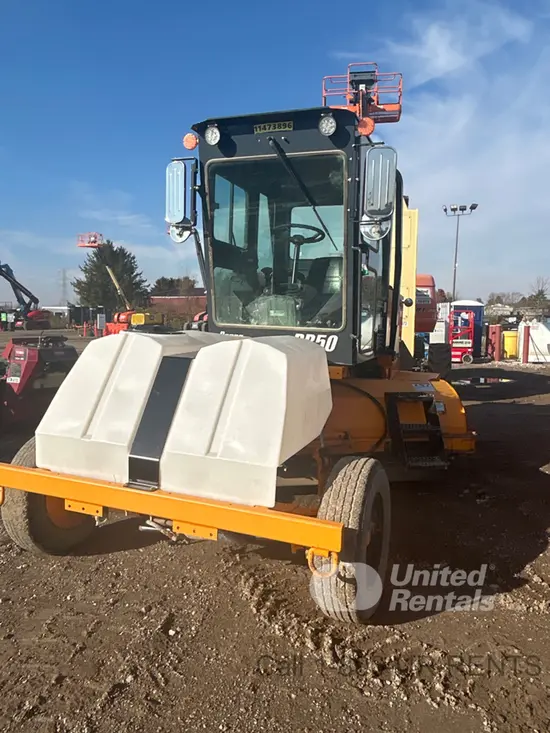 2022 LeeBoy RB50 Sweeper
