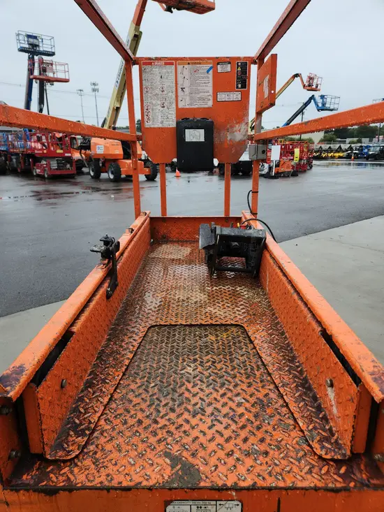 2017 JLG 1932R Scissor Lift
