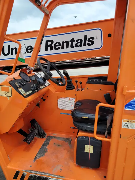 2016 SKYTRAK 6042 Forklift