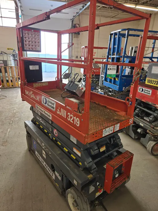 2017 Skyjack SJIII3219 Scissor Lift
