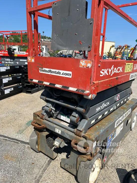 2018 Skyjack SJIII3219 Scissor Lift