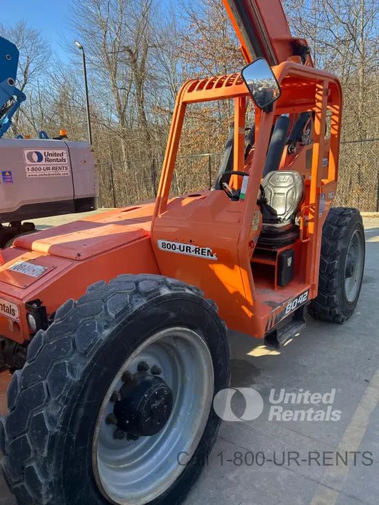 2018 SKYTRAK 8042 Forklift