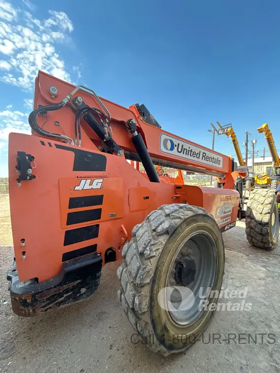 2016 SKYTRAK 6042 Forklift