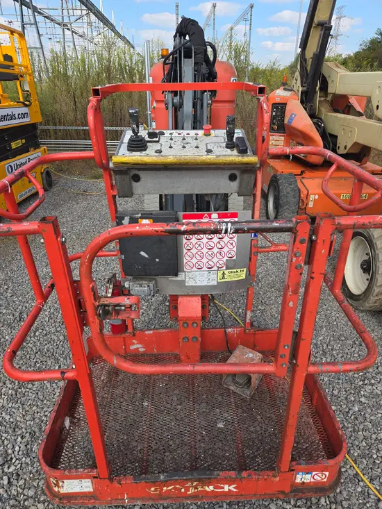 2018 Skyjack SJ30ARJE Articulating Boom Lift