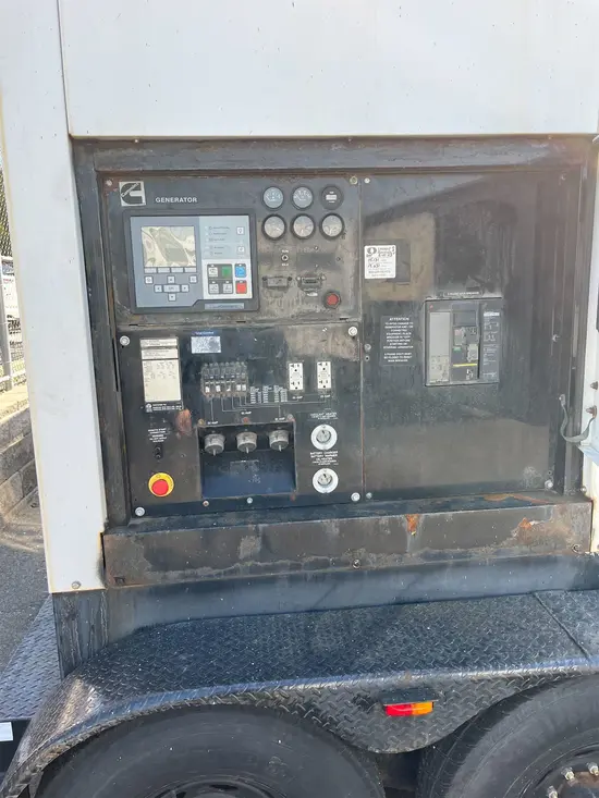 2015 Cummins C275D2RE Diesel Generator