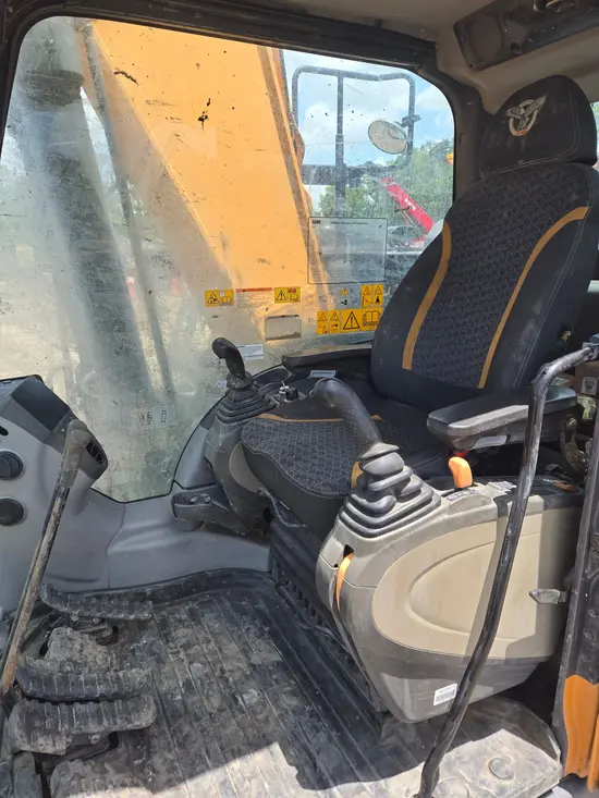 2020 Case CX250D LR Excavator