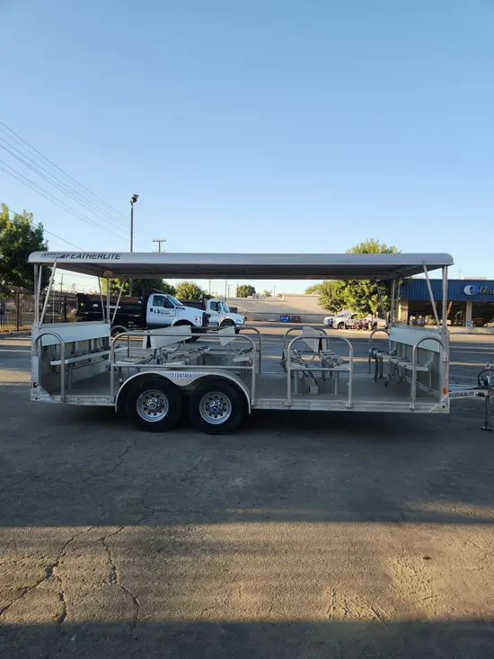 2022 Featherlite 3115-0017 Trailer