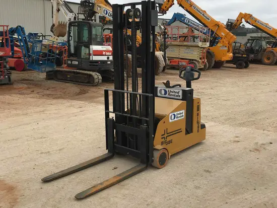 2015 Big Joe Forklifts CB22128 Warehouse Forklift