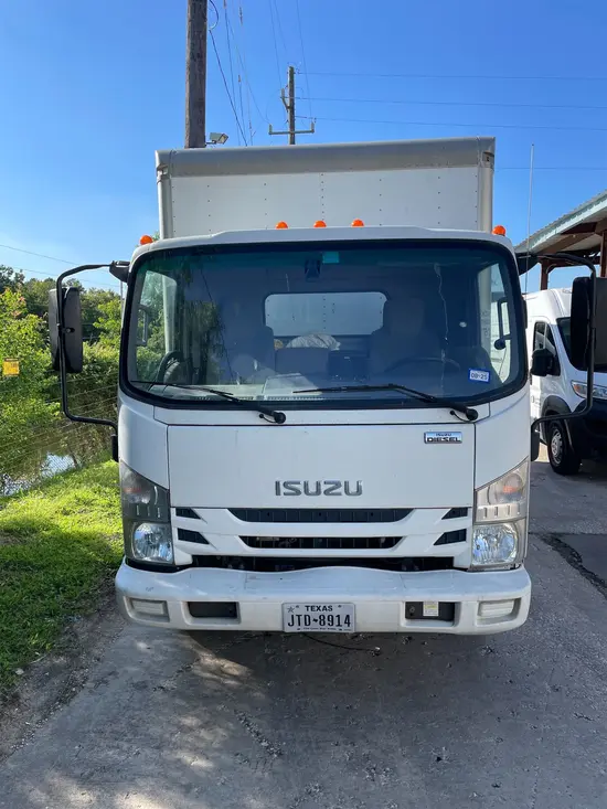 2016 ISUZU NPRREGD4X2
