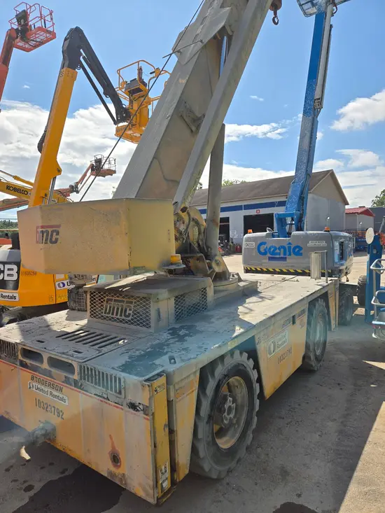2014 Broderson IC-250-3D