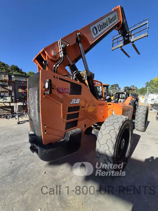 2018 SKYTRAK 8042 Forklift