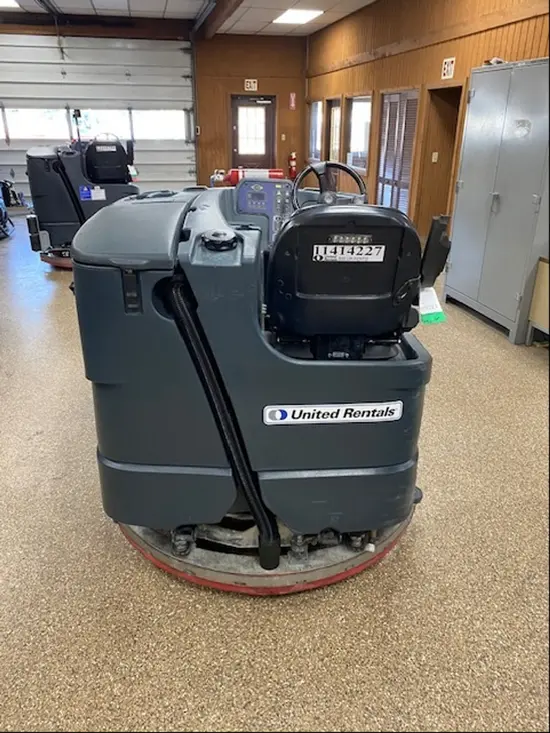 2022 Clarke CS7010 Sweeper