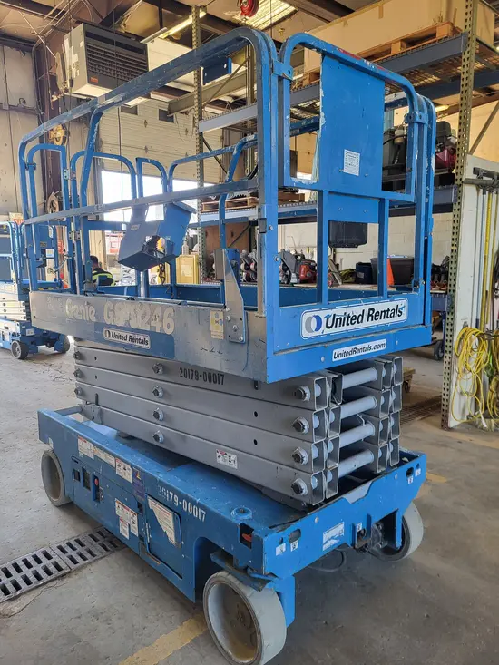 2016 Genie GS-3246 Scissor Lift