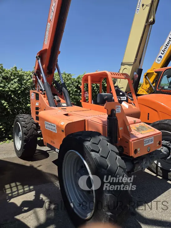 2018 SKYTRAK 8042 Forklift