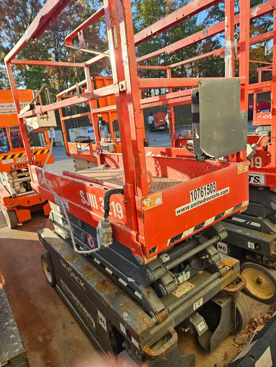 2018 Skyjack SJIII3219 Scissor Lift
