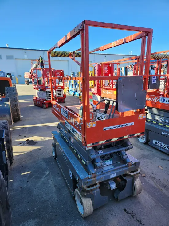 2017 Skyjack SJIII3219 Scissor Lift