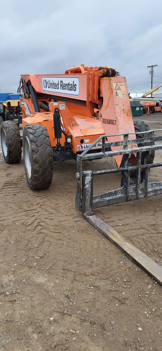 2014 SKYTRAK 6042 Forklift