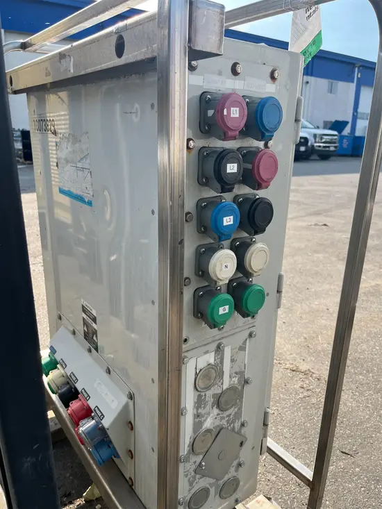 2012 HIPOWER HPS06427PN2U Distribution Panel