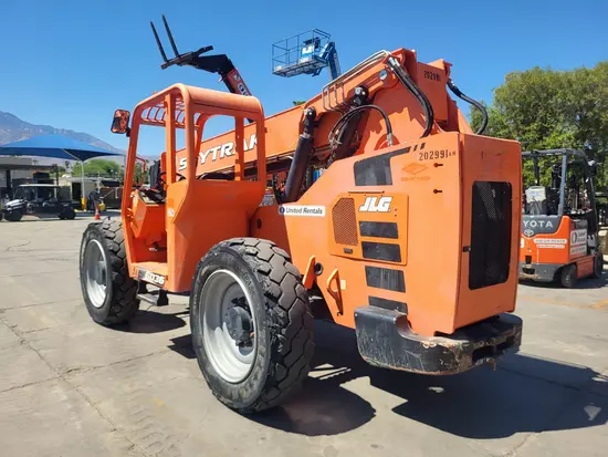 2018 SKYTRAK 6036 Forklift