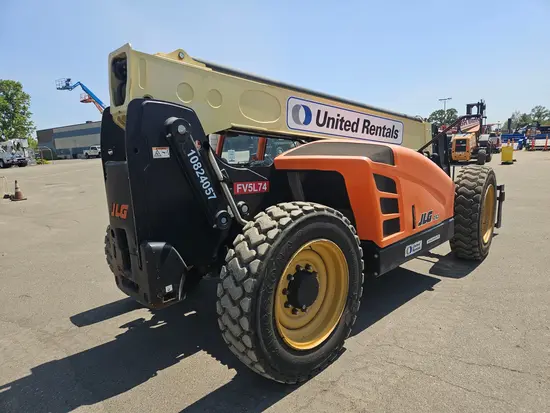 2018 JLG 742 Forklift