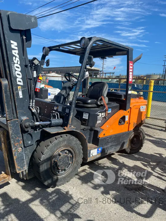 2019 Doosan D35S-7 Warehouse Forklift