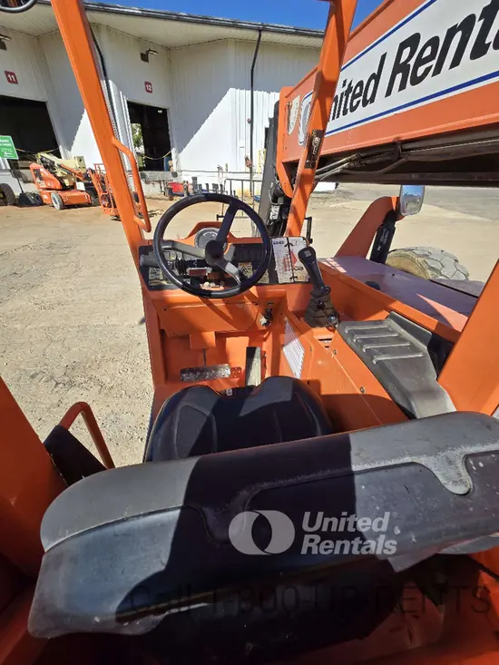 2018 SKYTRAK 6042 Forklift