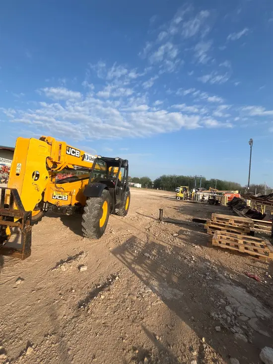 2017 JCB 509-42 Forklift