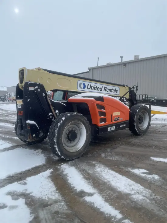 2018 JLG 742 Forklift